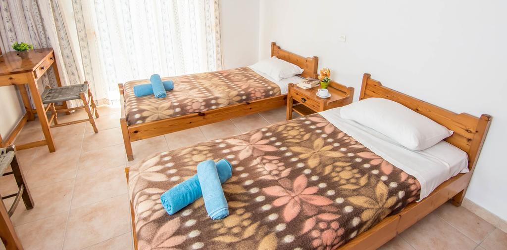 Spiti Kritikos Apartment Benitses  Ngoại thất bức ảnh