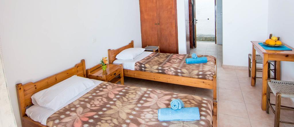 Spiti Kritikos Apartment Benitses  Ngoại thất bức ảnh