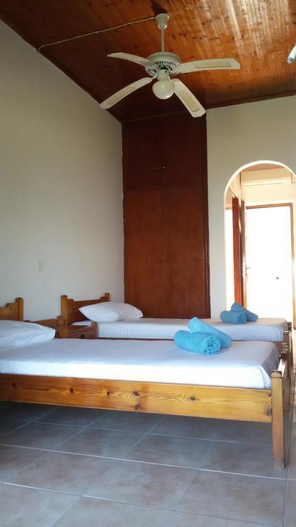 Spiti Kritikos Apartment Benitses  Ngoại thất bức ảnh