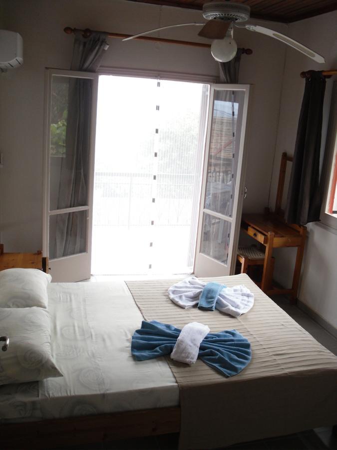 Spiti Kritikos Apartment Benitses  Ngoại thất bức ảnh