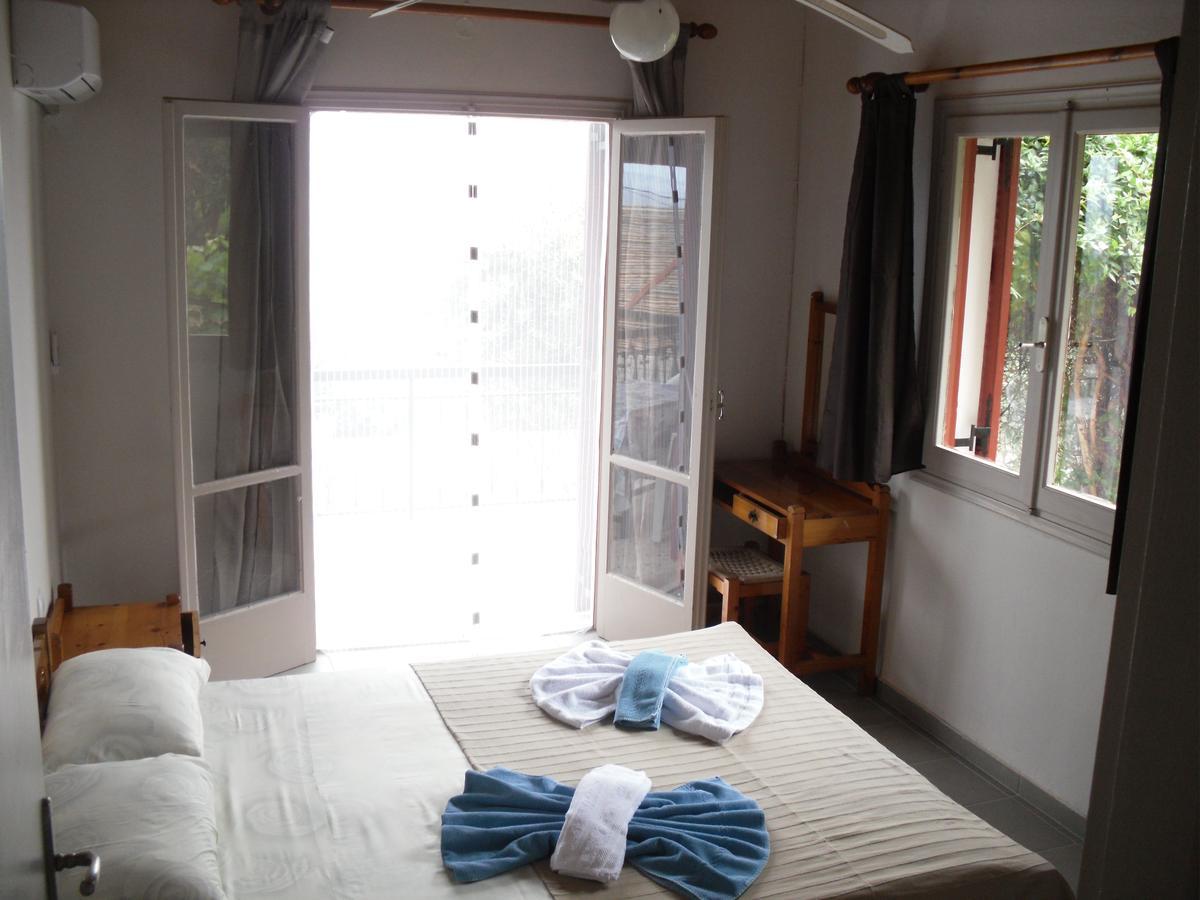 Spiti Kritikos Apartment Benitses  Ngoại thất bức ảnh